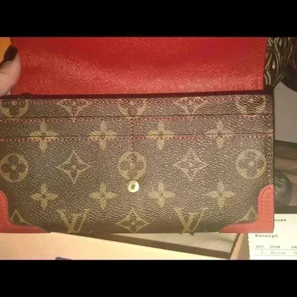 LOUIS VUITTON SARA RETIRO WALLET NEW **REDUCED - Picture 7 of 8